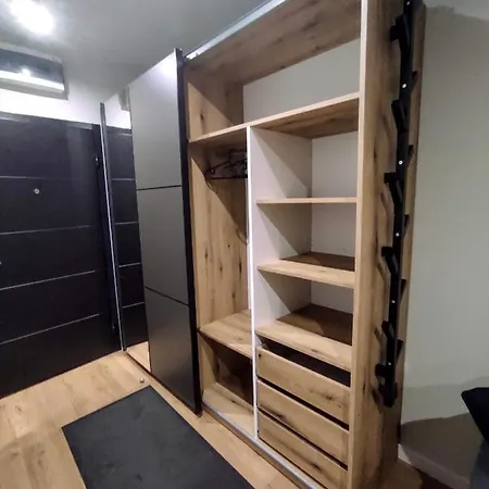 Speedy Gondola Apartament *